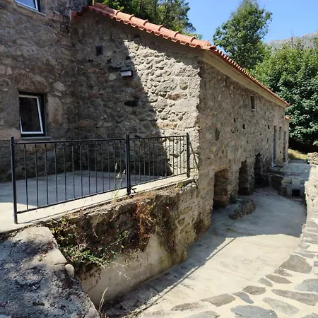 Moinho Do Zorrao Chalet Manteigas